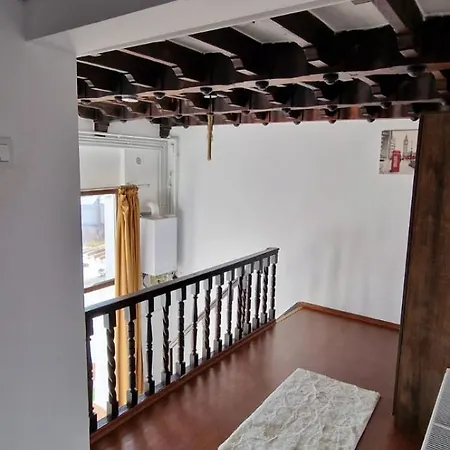アパート Baroque Style Duplex With Scenic Views Of Centre *