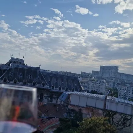 Baroque Style Duplex With Scenic Views Of Centre アパート ブカレスト