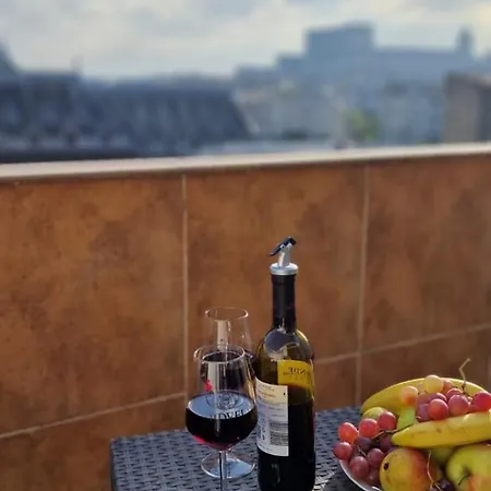 Baroque Style Duplex With Scenic Views Of Centre Daire *