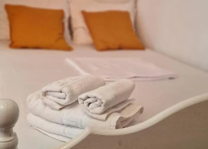 Baroque Style Duplex With Scenic Views Of Centre